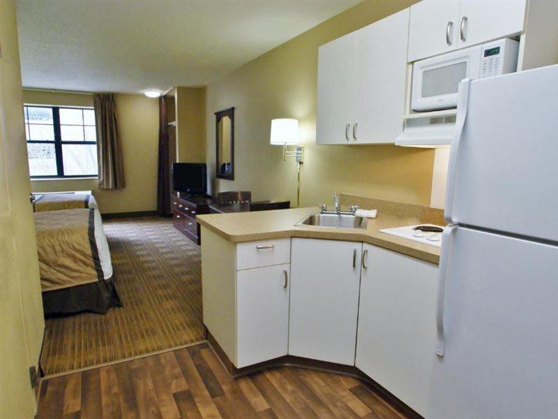 Extended America - Boston - - Connector Road Hotel 2*