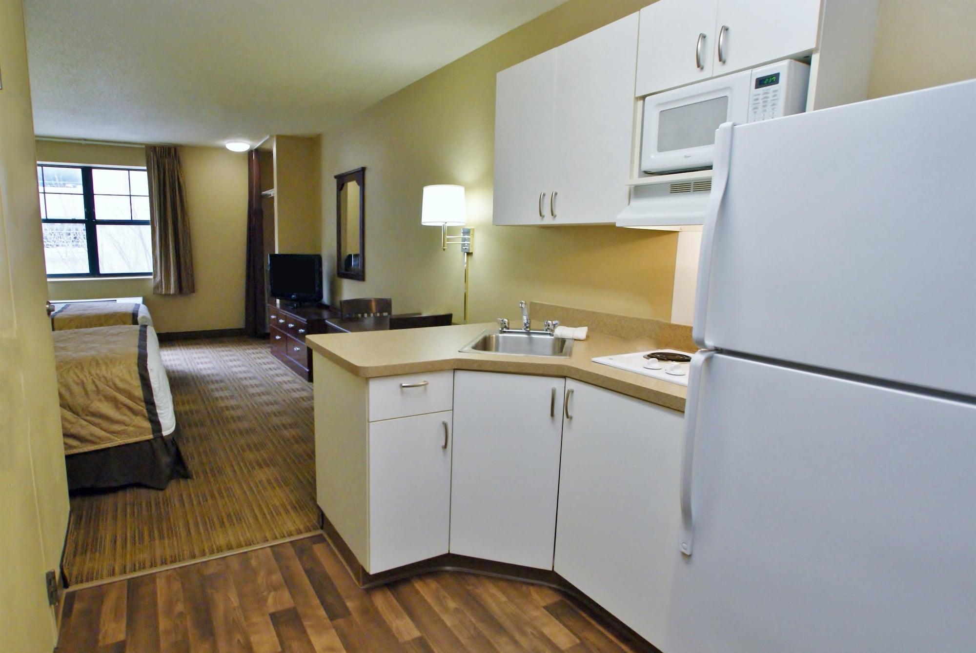 Extended America - Boston - - Connector Road Hotel 2*